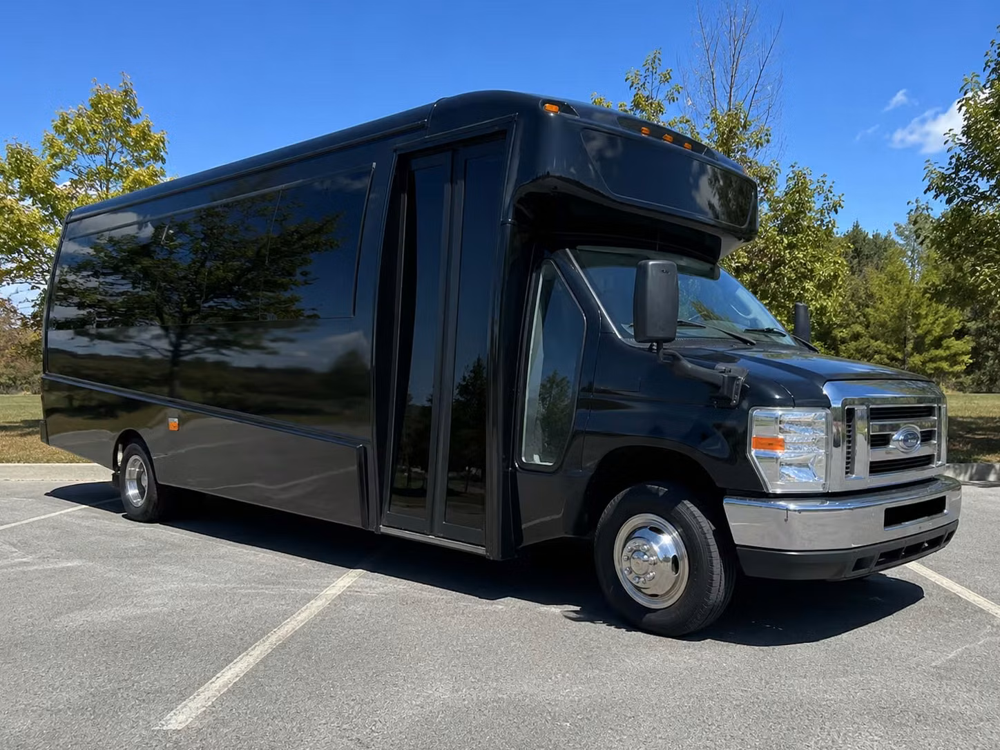 15 passenger minibus