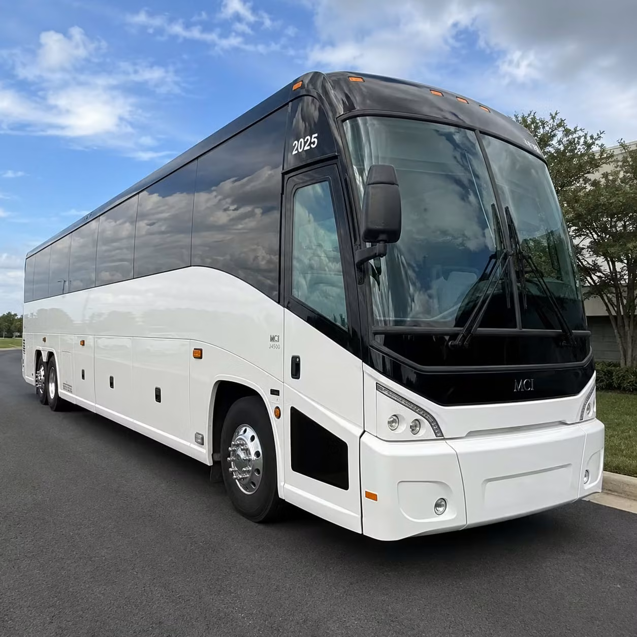 charter buses for music festivals and outdoor concert events near athens